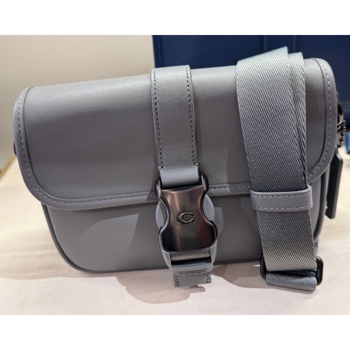 【COACH】リーグ クロスボディー バッグ 19