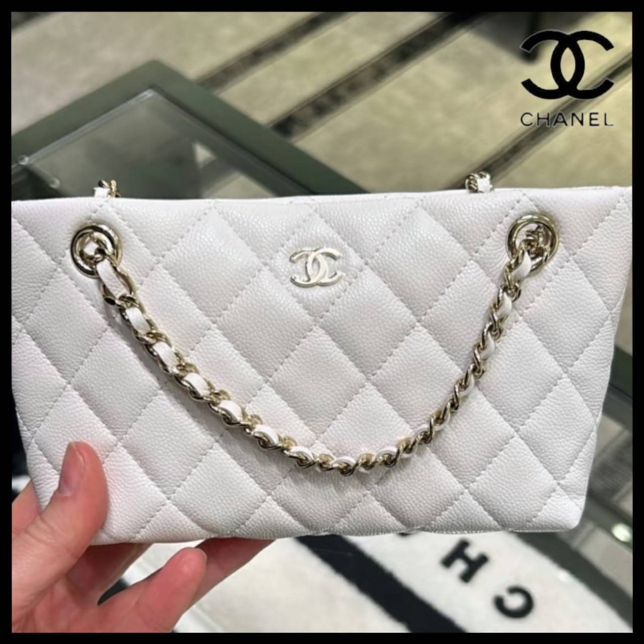 国内発送【上品なホワイト】CHANEL クラシック チェーンクラッチ