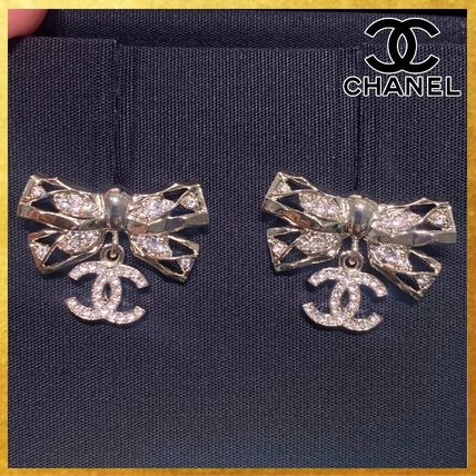 シンプル可愛い♡パール&クリスタル CHANEL ロゴピアス パール クリスタル CHANEL(シャネル) ピアス(レディース) 76