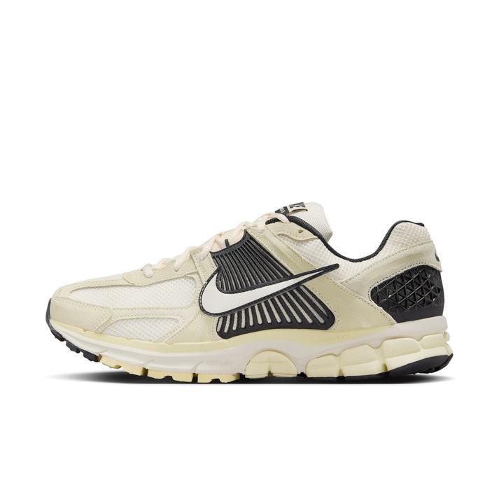 NIKE ZOOM VOMERO 5 ALBSTR/PALIV 国内発送