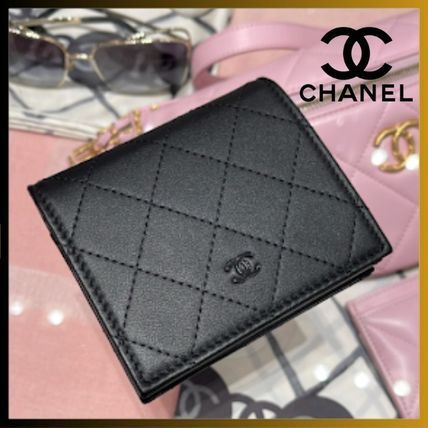 【24SS 薄めタイプ/オールブラック 男女OK】CHANEL 二つ折り財布