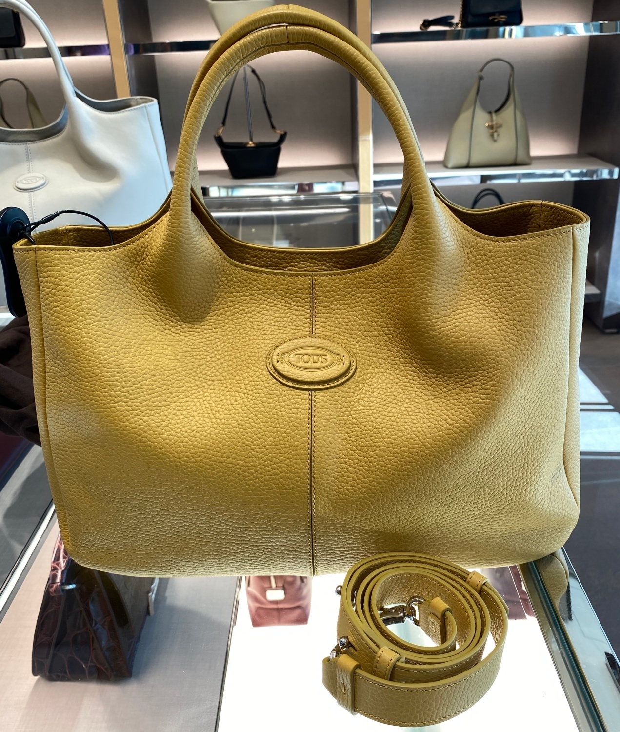 セール関税込☆TOD'S☆ALHショルダーストラップ付♪スモール