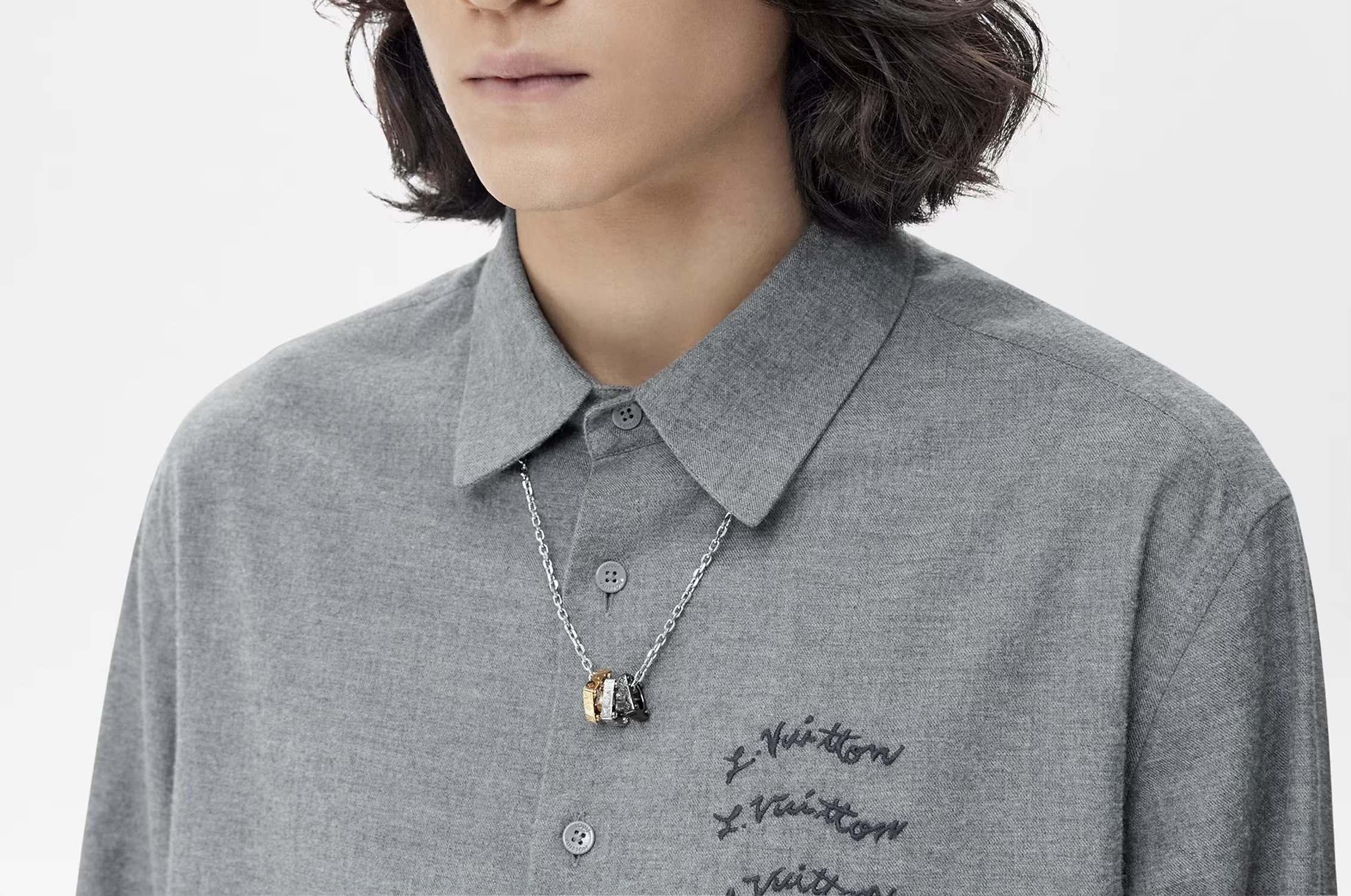 【豪華な3リング】LOUIS VUITTON★Monogram Bold ネックレス 豪華な3リング】LOUIS VUITTON☆Monogram Bold ネックレス