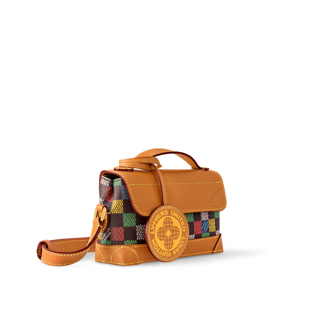 【カラフルバッグ】LOUIS VUITTON ウェアラブル ウォレット カラフルバッグ】LOUIS VUITTON ウェアラブル ウォレット