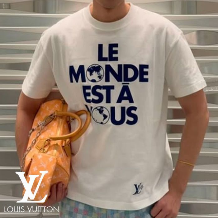 【ヘビロテ確定☆国内発】LV グラフィック コットン Tシャツ