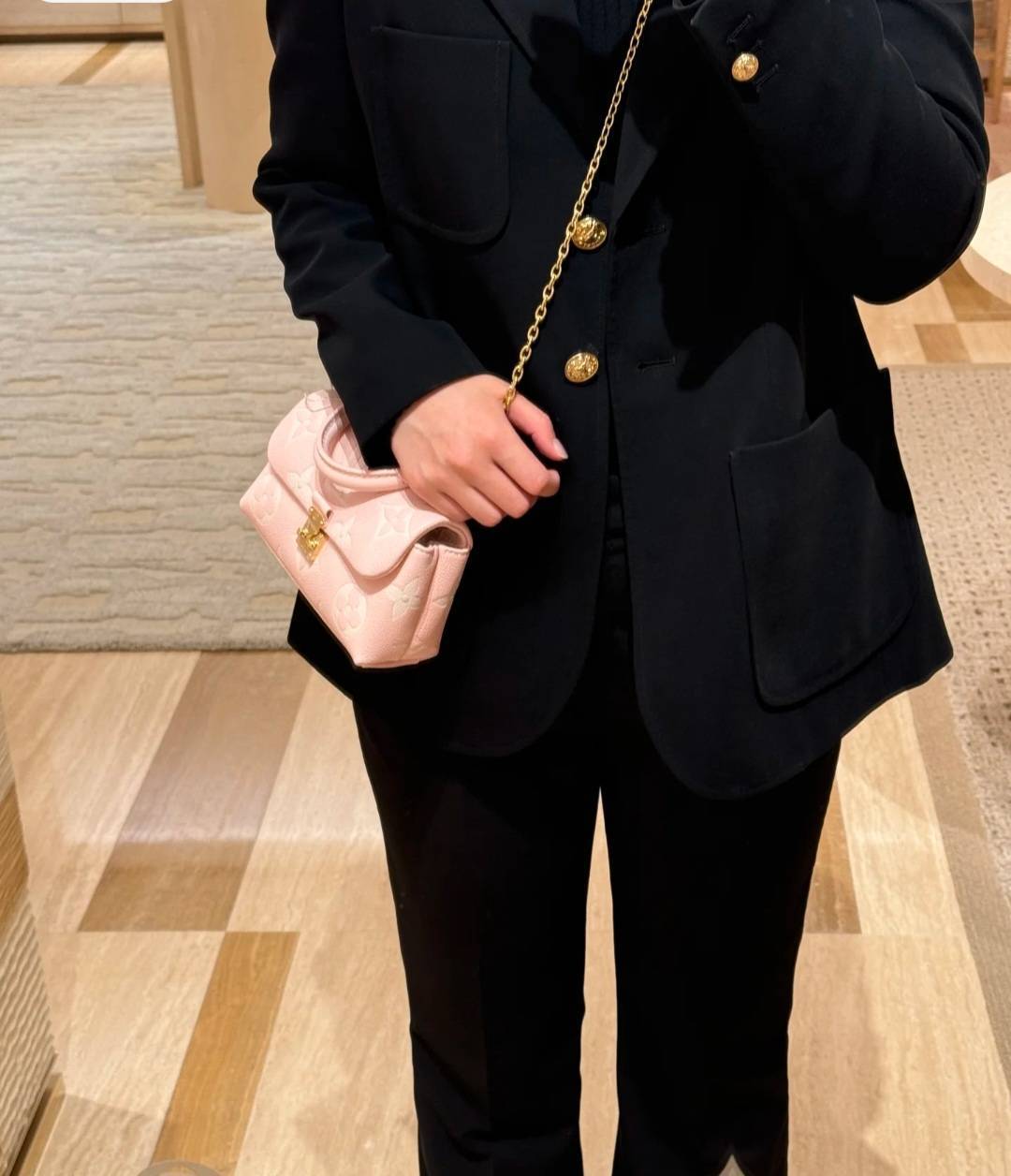 【淡いモノグラムピンク】Louis Vuitton バッグ ナノマドレーヌ 淡いモノグラムピンク】Louis Vuitton バッグ ナノマドレーヌ