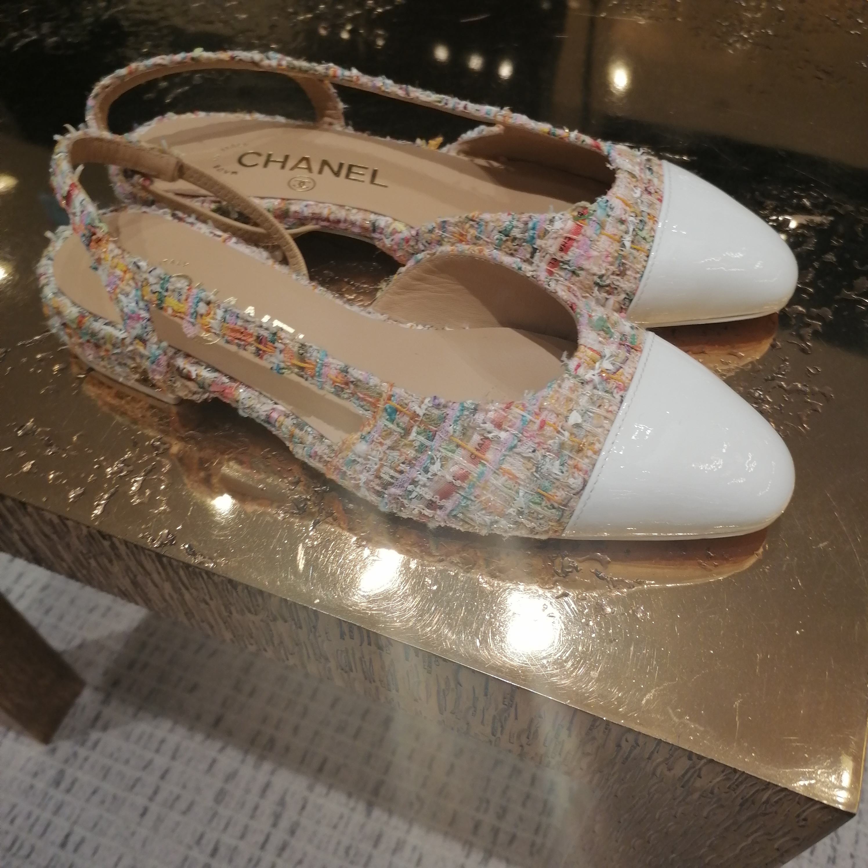 CHANEL☆スリングバック