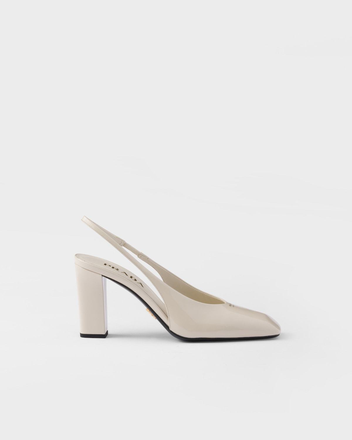 【PRADA】パテントレザー スリングバックパンプス 8.5cm