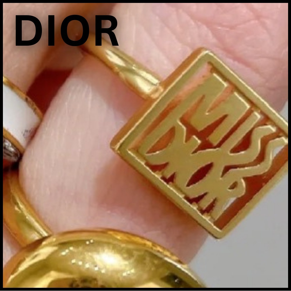 【スクエアデザインがオシャレ♡】Dior Miss Dior リング