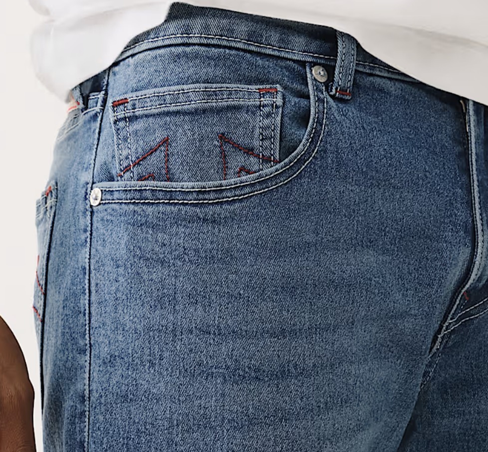 関税込み♪【TRUE RELIGION】Ricky★ロゴ ストレートジーンズ 関税込み♪【TRUE RELIGION】Ricky☆ロゴ ストレートジーンズ
