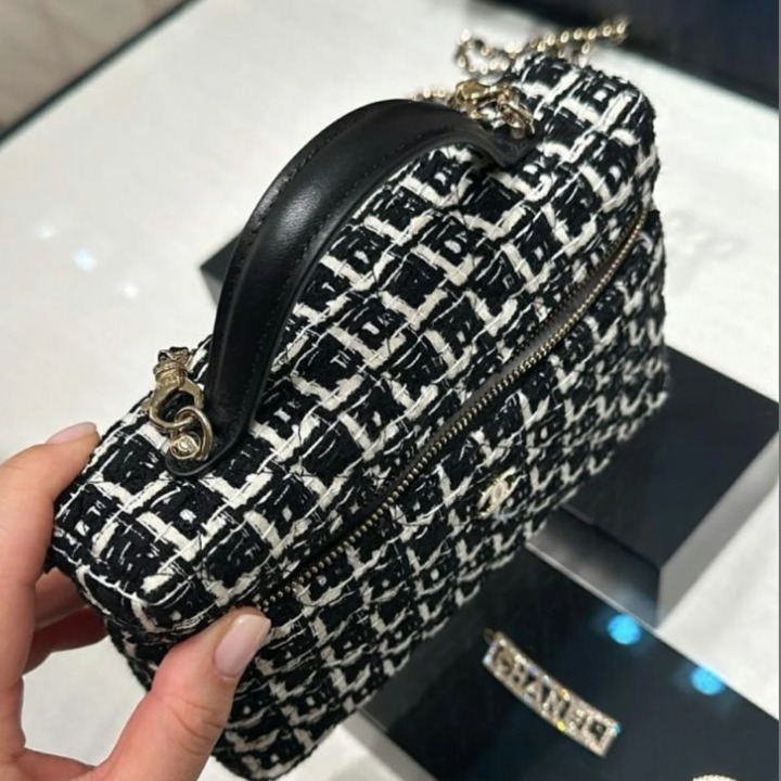《エレガント★》CHANEL バニティケース