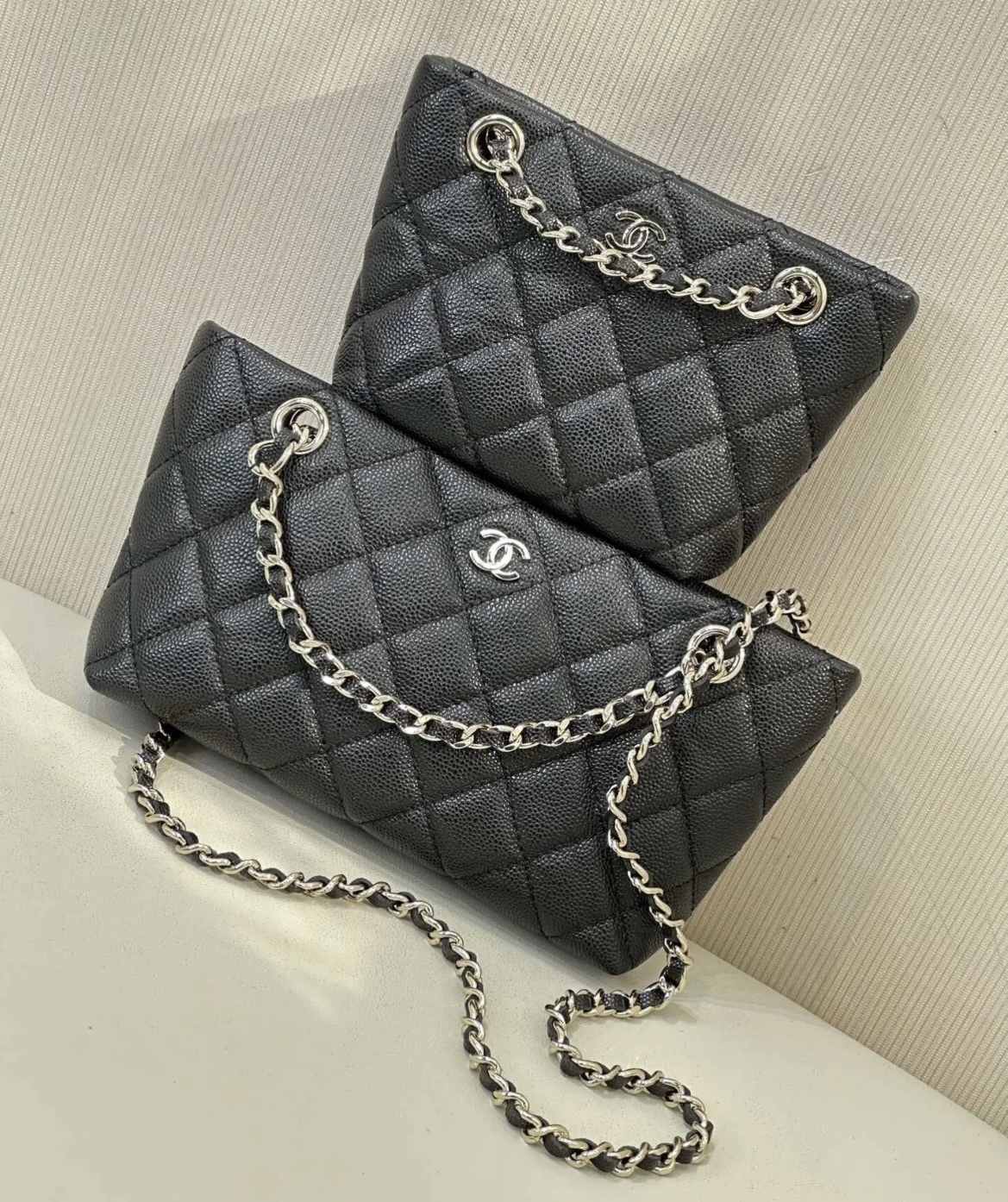 《使いやすいサイズ感♪》25C限定★CHANEL ショルダーバッグ