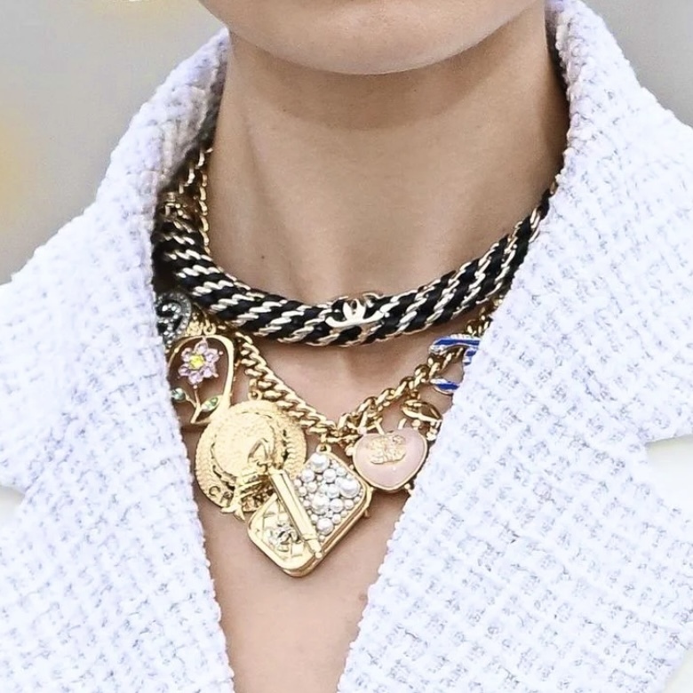 《存在感抜群の豪華な高級感♪》25C限定★CHANEL ネックレス