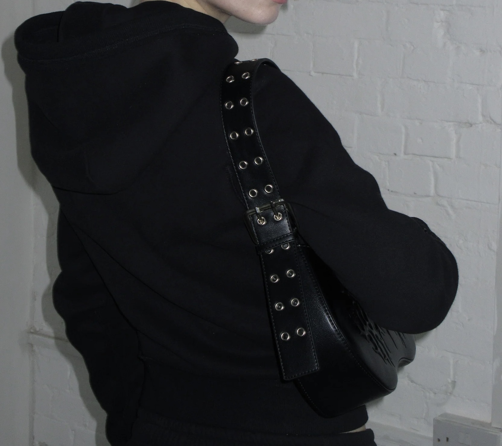 GHOST EMBOSSED ショルダーバッグ《NAMED COLLECTIVE》