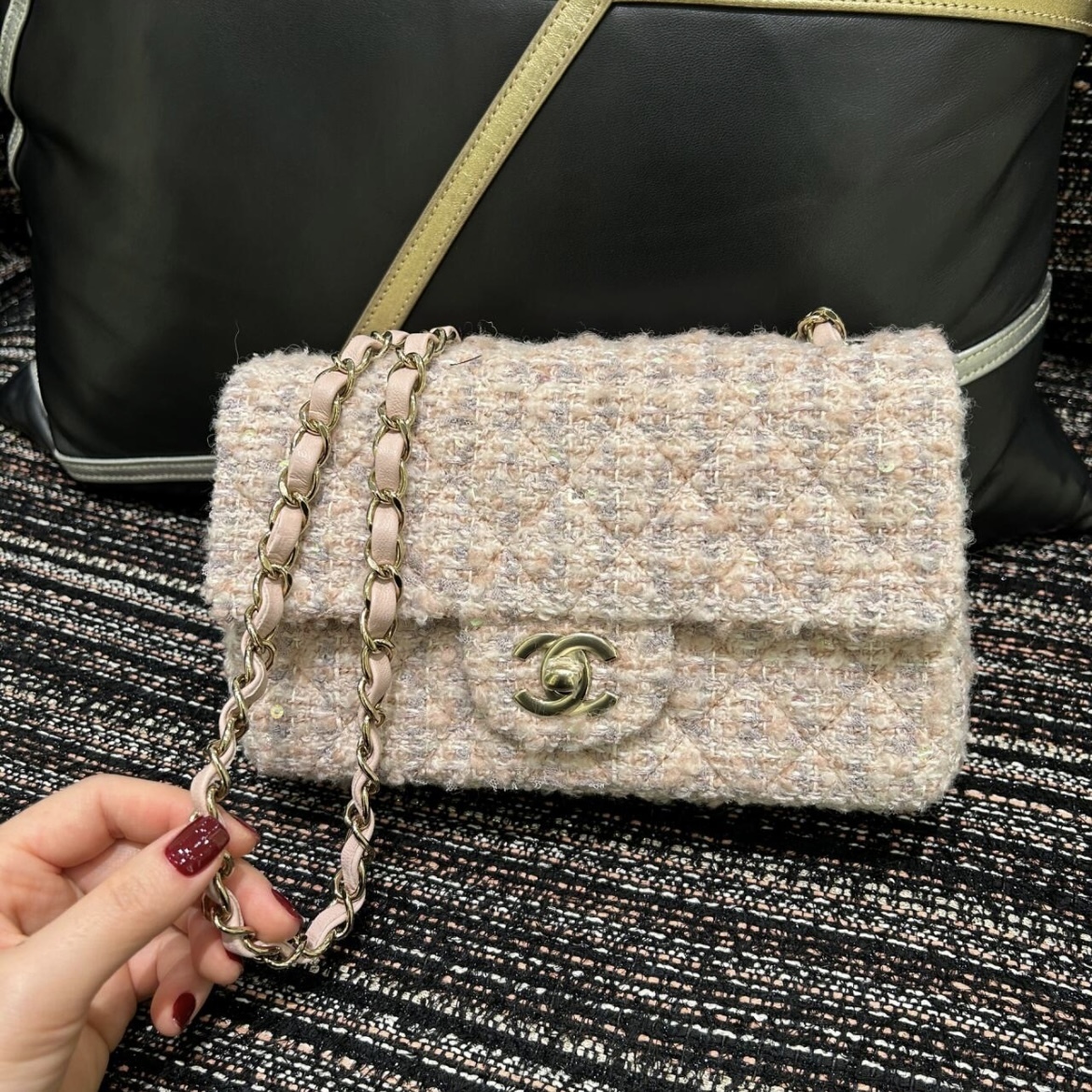 《淡く繊細な高級感溢れる♪》24B限定★CHANEL ショルダーバッグ