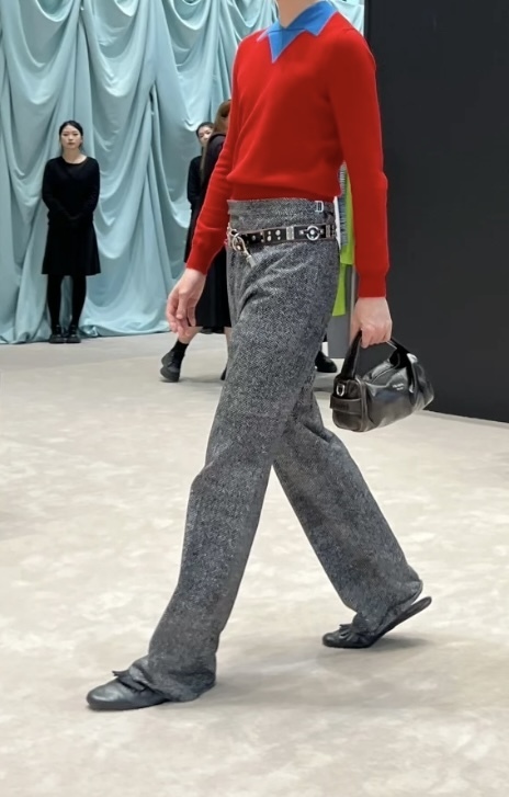 ビンテージ感《PRADA》ナッパレザースポーツバッグ ショルダーも