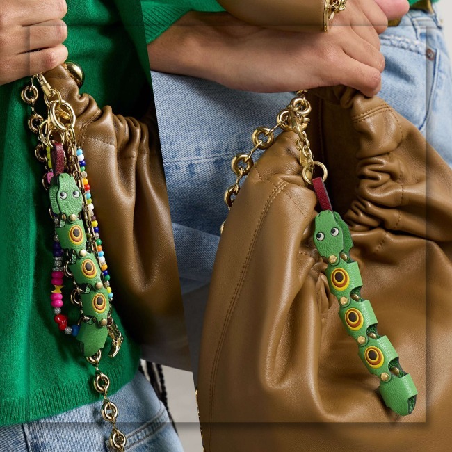《Anya Hindmarch》スネークレザーバッグチャーム
