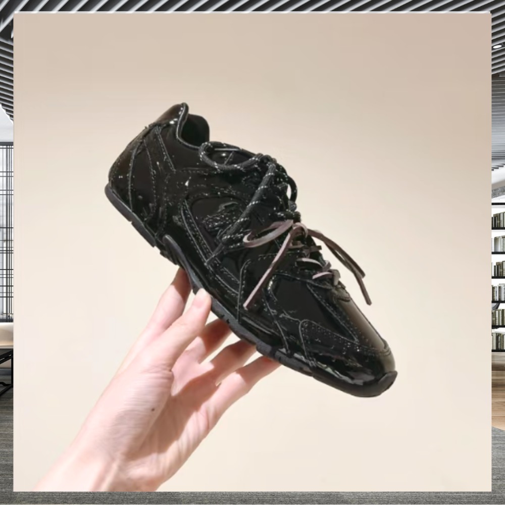 《コラボ》【MiuMiu】New Balance X Miu Miu 530 SL スニーカー