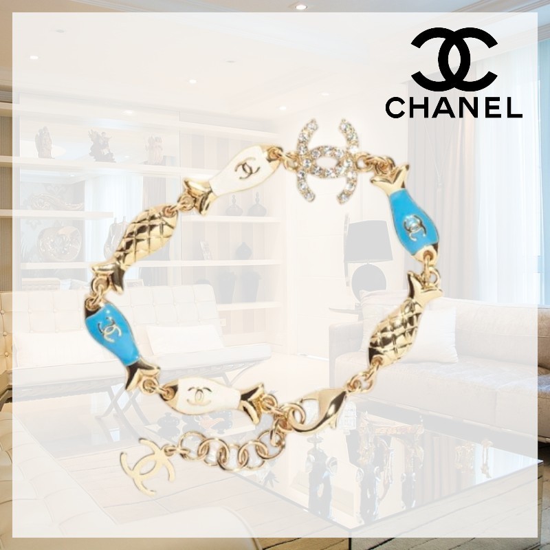【目をひくデザイン】CHANEL CCロゴ ブレスレット