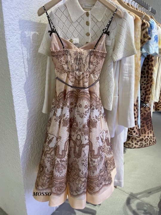 【Zimmermann】CRUSH TWIST FRONT MIDI カットアウト ミディ Zimmermann】CRUSH TWIST FRONT MIDI カットアウト ミディ