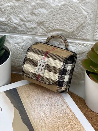国内発送！セール☆バーバリー ジップキーケース (Burberry/キー