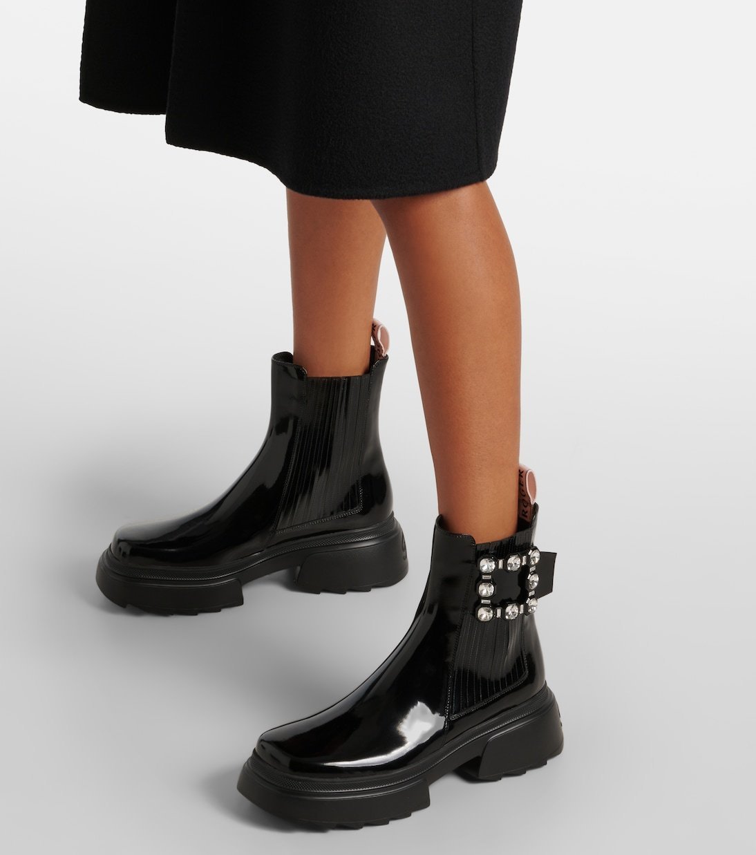 ROGER VIVIER】Wallaviv パテントレザー チェルシーブーツ