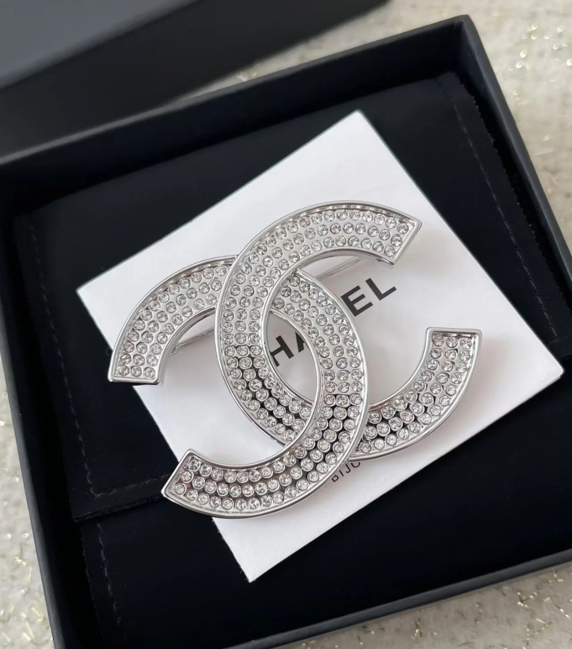 CHANEL《エレガント♡クリスタル》 ブローチ シルバー
