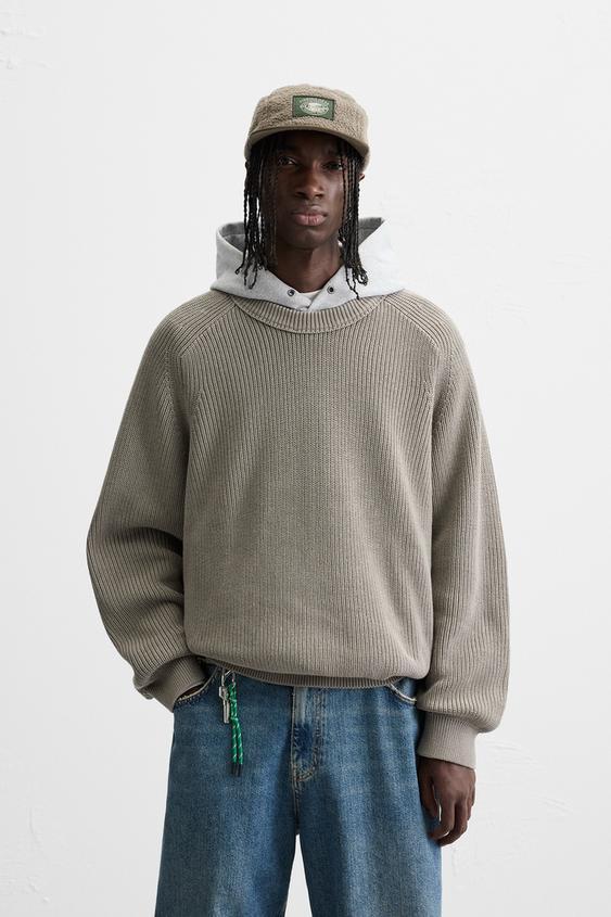 【ZARA】グラデーション テクスチャー セーター 2621/410/600 ZARA】グラデーション テクスチャー セーター 2621/410/600