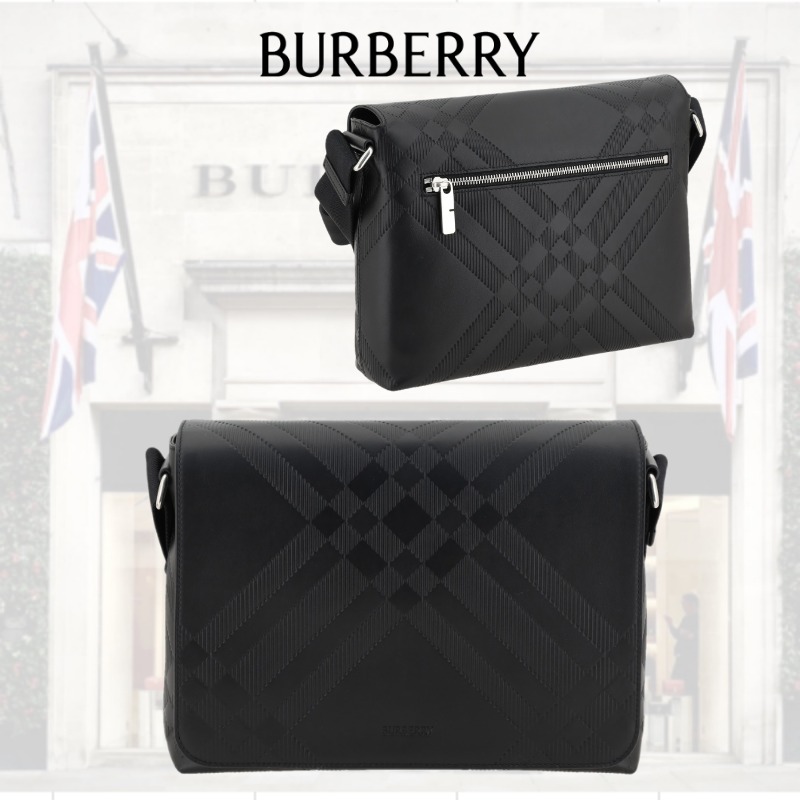 VIPSALE【BURBERRY】エンボスチェック メッセンジャーバッグ