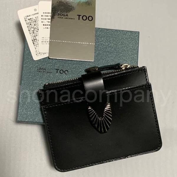 【関税込】TOGA PULLA トーガプルラ◆ロゴ レザー カードケース