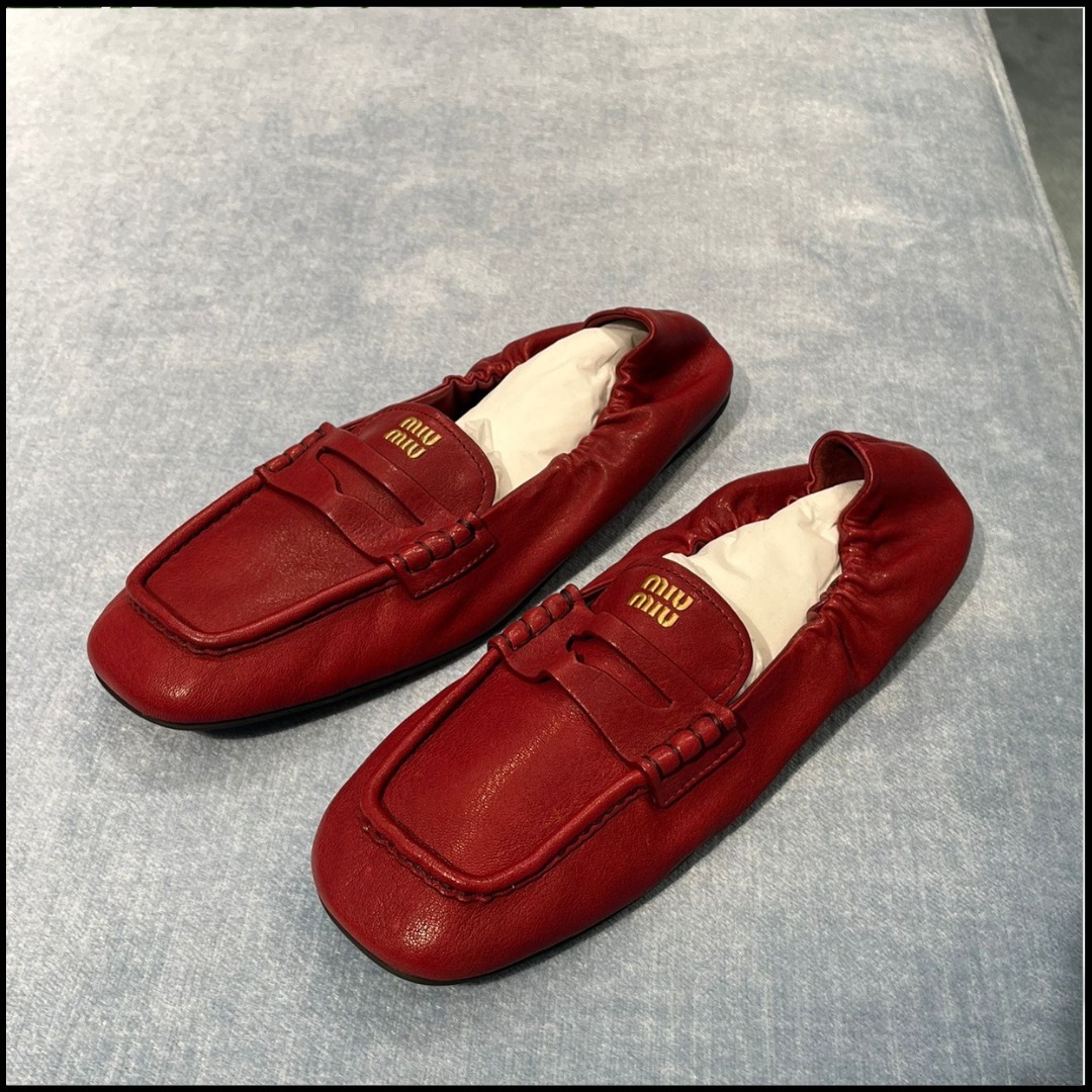 ◆大注目◆【MiuMiu】ナッパレザー ローファー