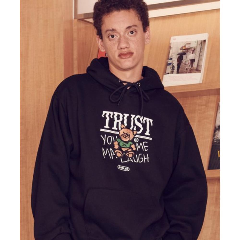 Tシャツ・カットソー +AMBLER+ Trust Bear Overfit Brushed Hooded Sweatshirt Black