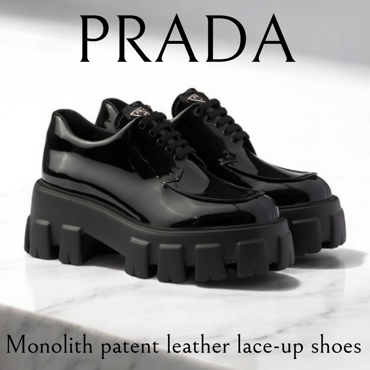 海外限定*PRADA*パテントレザー モノリスローファーシューズ