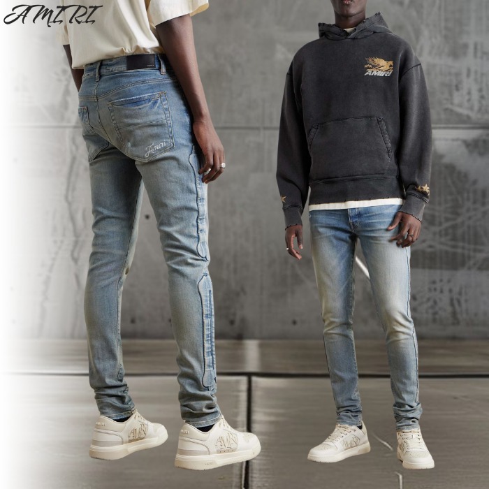 《ボーンのアップリケが魅力的な逸品》【AMIRI】ジーンズ
