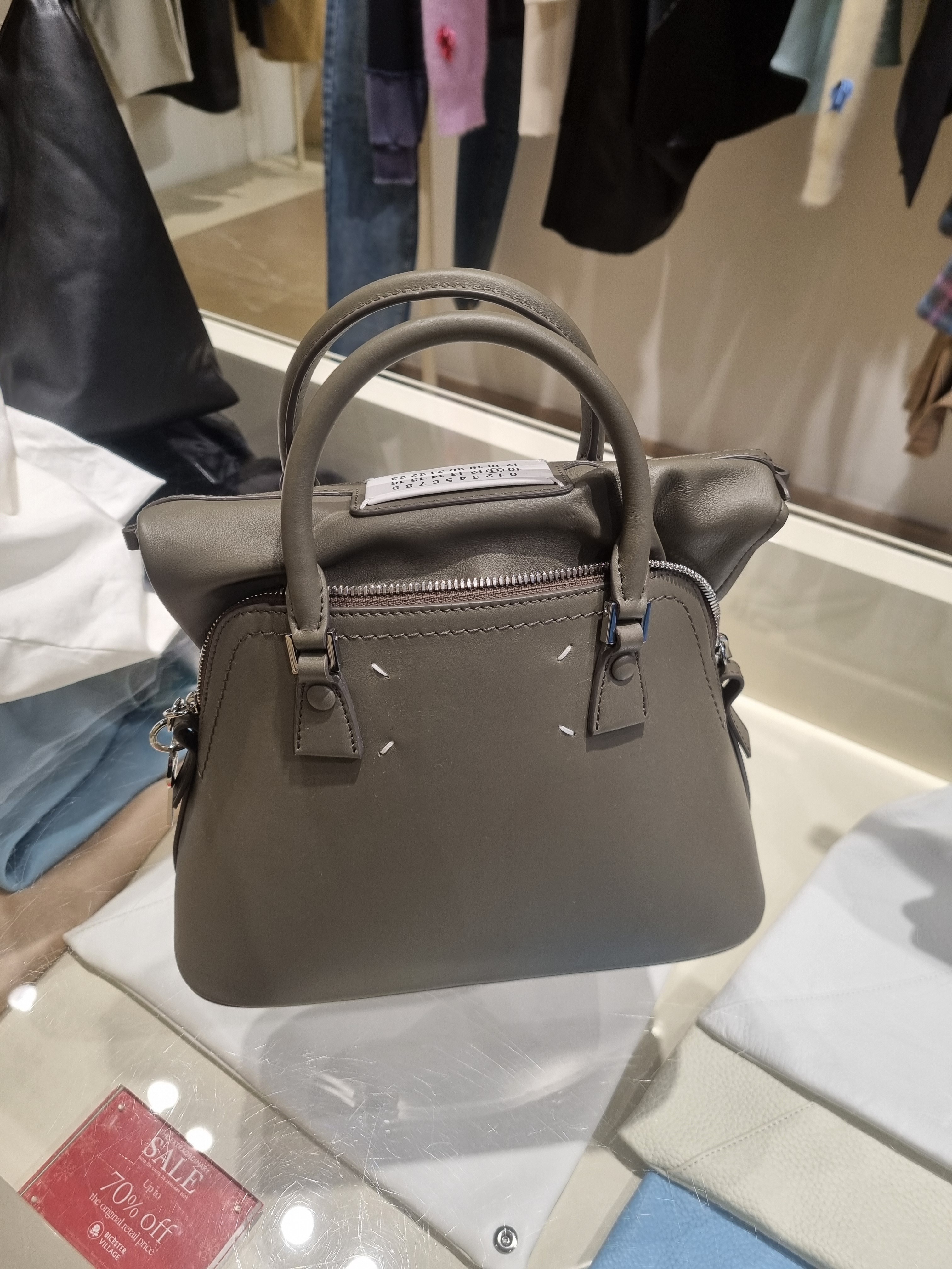 直営店セール【Maison Margiela】5ACショルダーバッグ S56WG0082