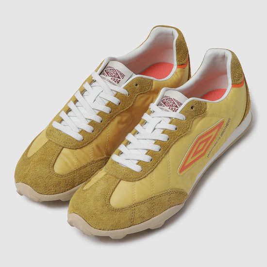 【UMBRO】 ★ スニーカー ★ HENNESY JOGGER UMBRO】 FIRST JOGGER ☆ 大人気 (UMBRO/スニーカー) UP323CTP93