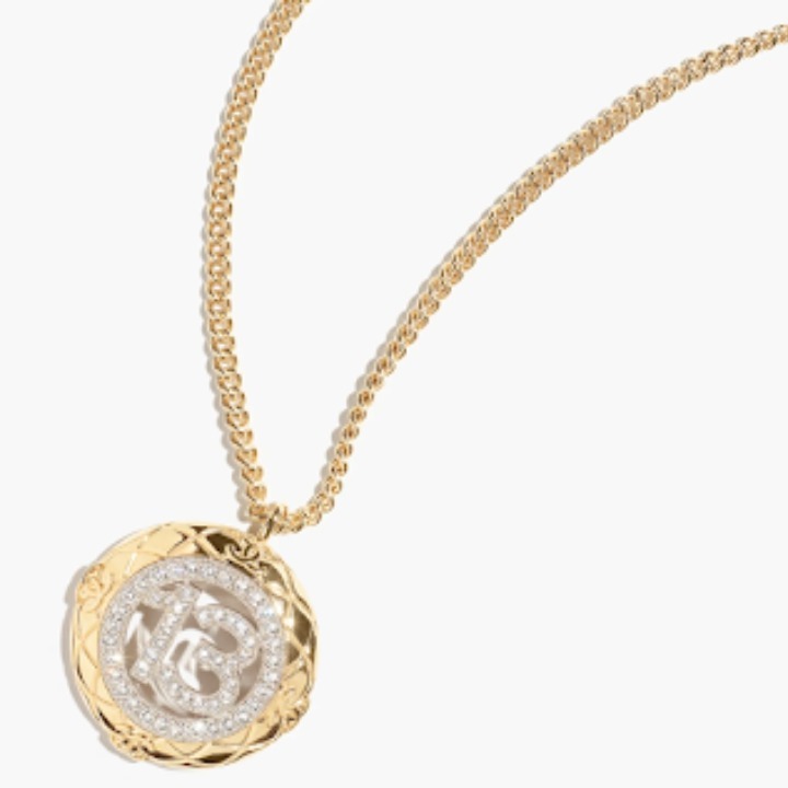 《目を惹く存在感♡》CHANEL CCロゴ ネックレス