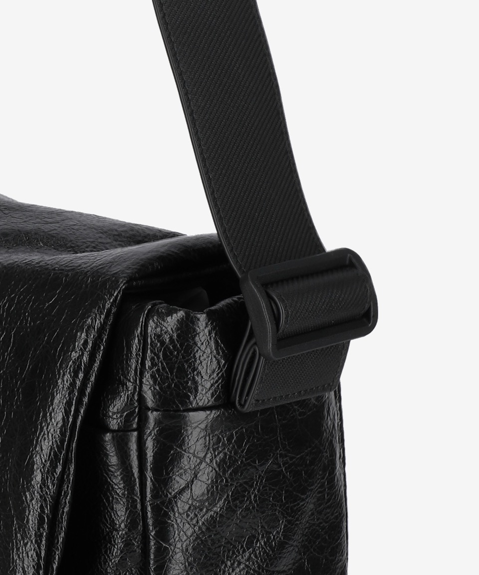 《BALENCIAGA》 モナコ フラップショルダーバッグ