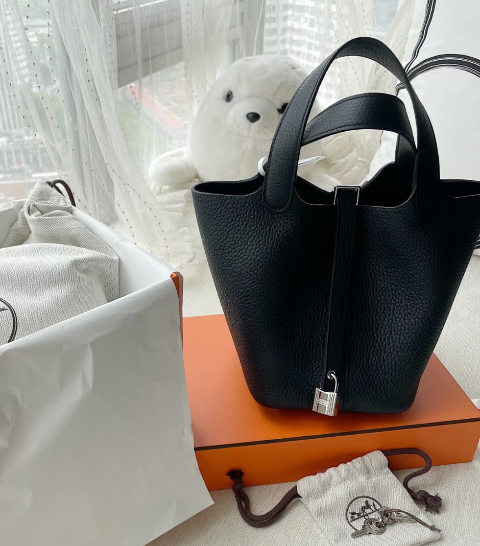 《入手困難 ♪》HERMES エルメス ピコタンロック 18 ブラック