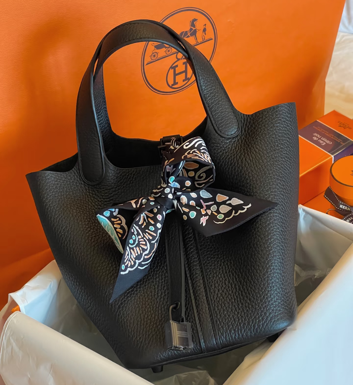 《入手困難 ♪》HERMES エルメス ピコタンロック 18 ブラック