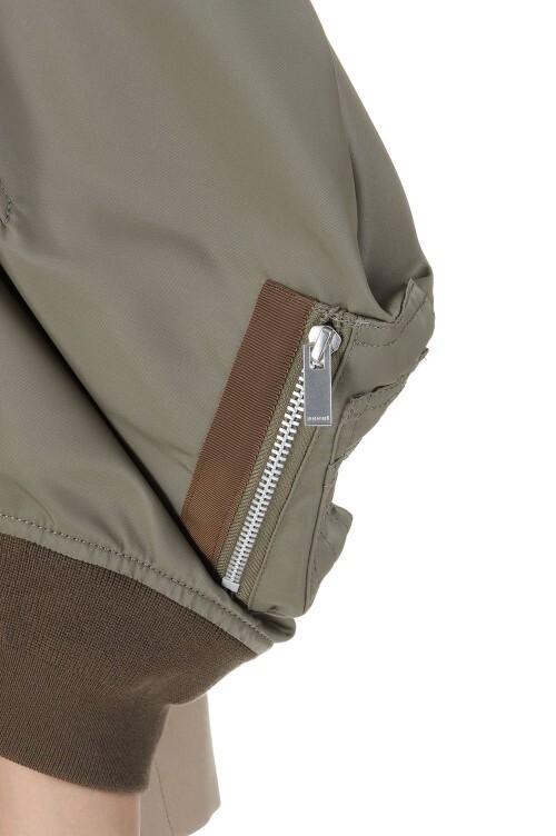 益若つばさ愛用《Sacai》Cotton Gabardine x ナイロン ブルゾン