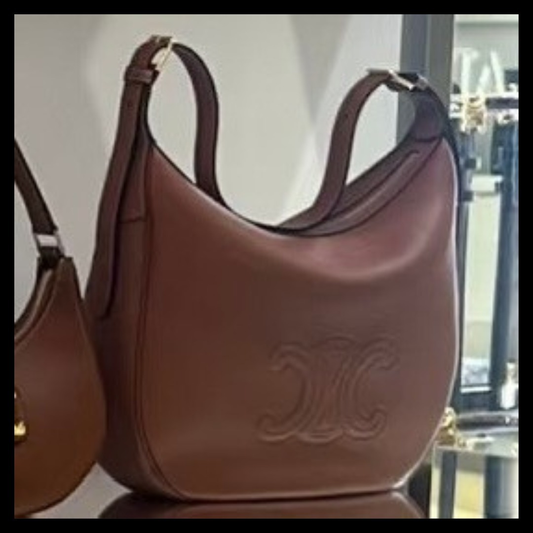 【トリオンフ バッグ♪】CELINE ミディアム エロイズ キュイル