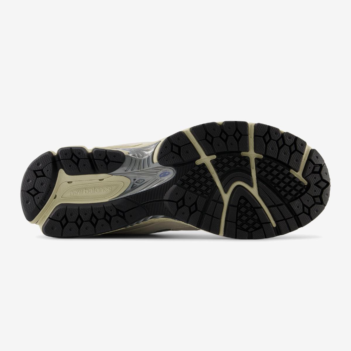 New Balance★U2002ROB★22-29cm★クラシックな雰囲気★早期完売 New Balance☆U2002ROB☆22-29cm☆クラシックな雰囲気☆早期完売
