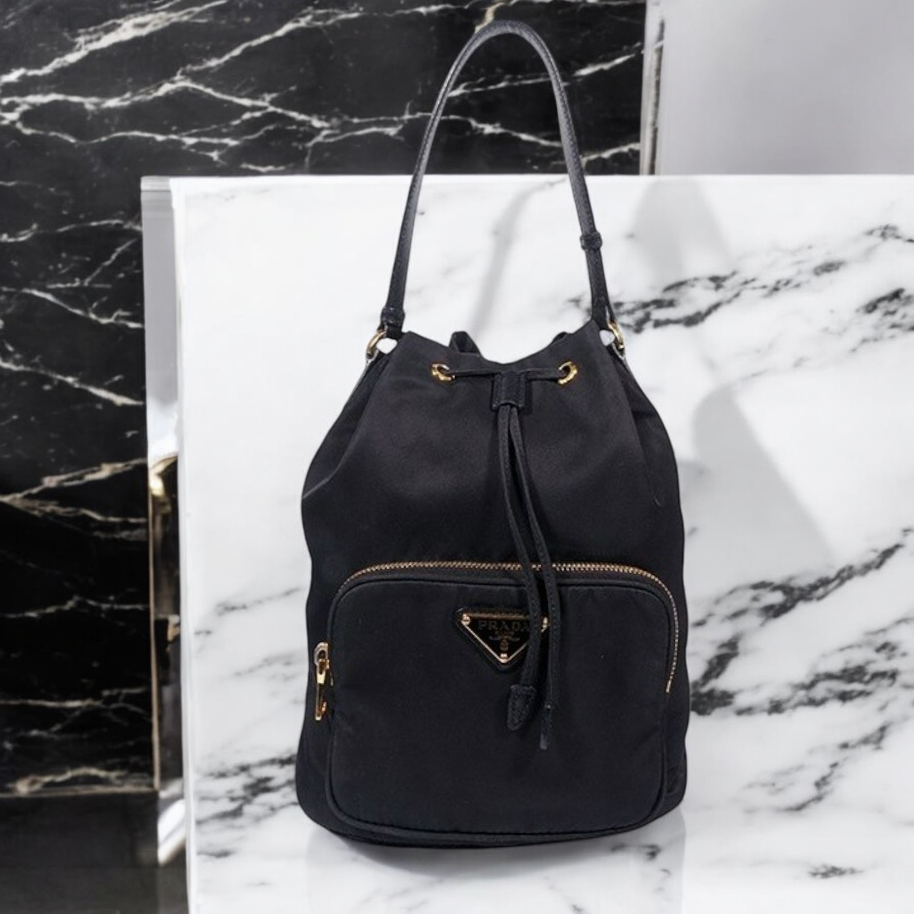 《PRADA》バケット ショルダーバッグ 中古