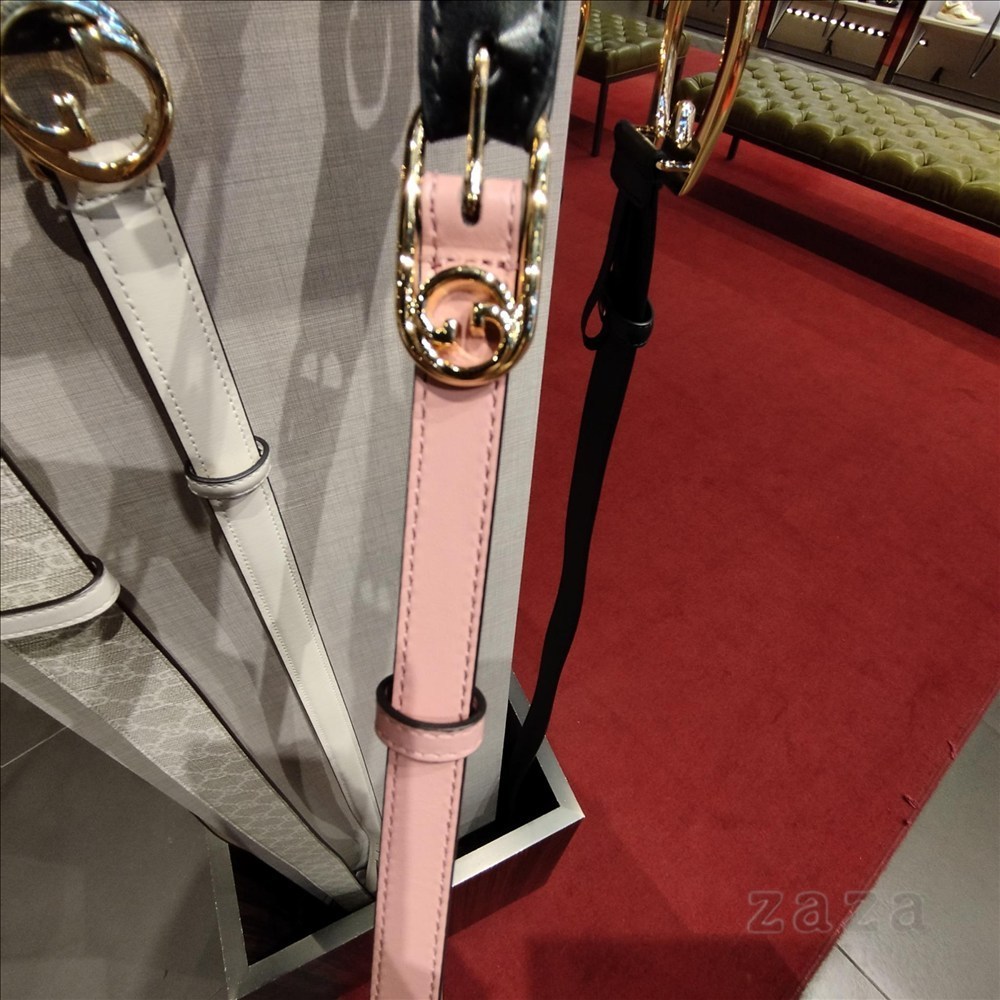 【送料込み】SALE!!Gucciグッチ♪760159