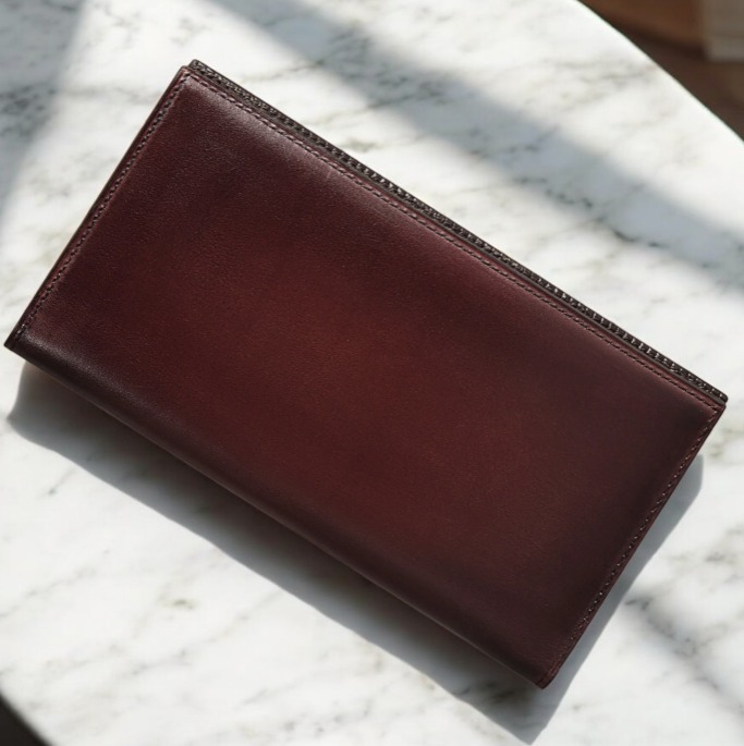 海外希少 Berluti 直営 ベネチアカーフレザー ロングウォレット
