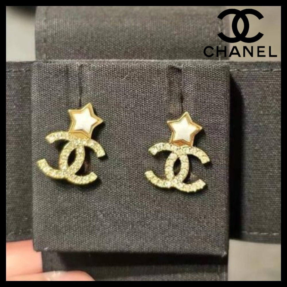 【スターがお洒落♪】CHANEL ピアス