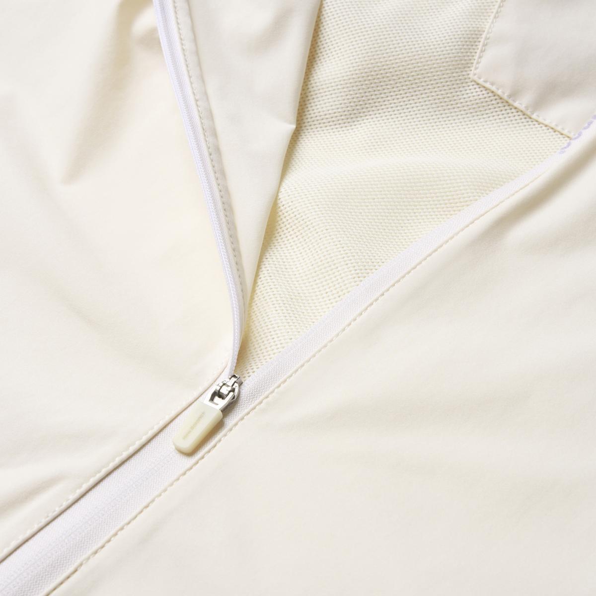 《☆レア☆》☆New Balance☆UNI RC Windbreaker Jacket☆Ivory