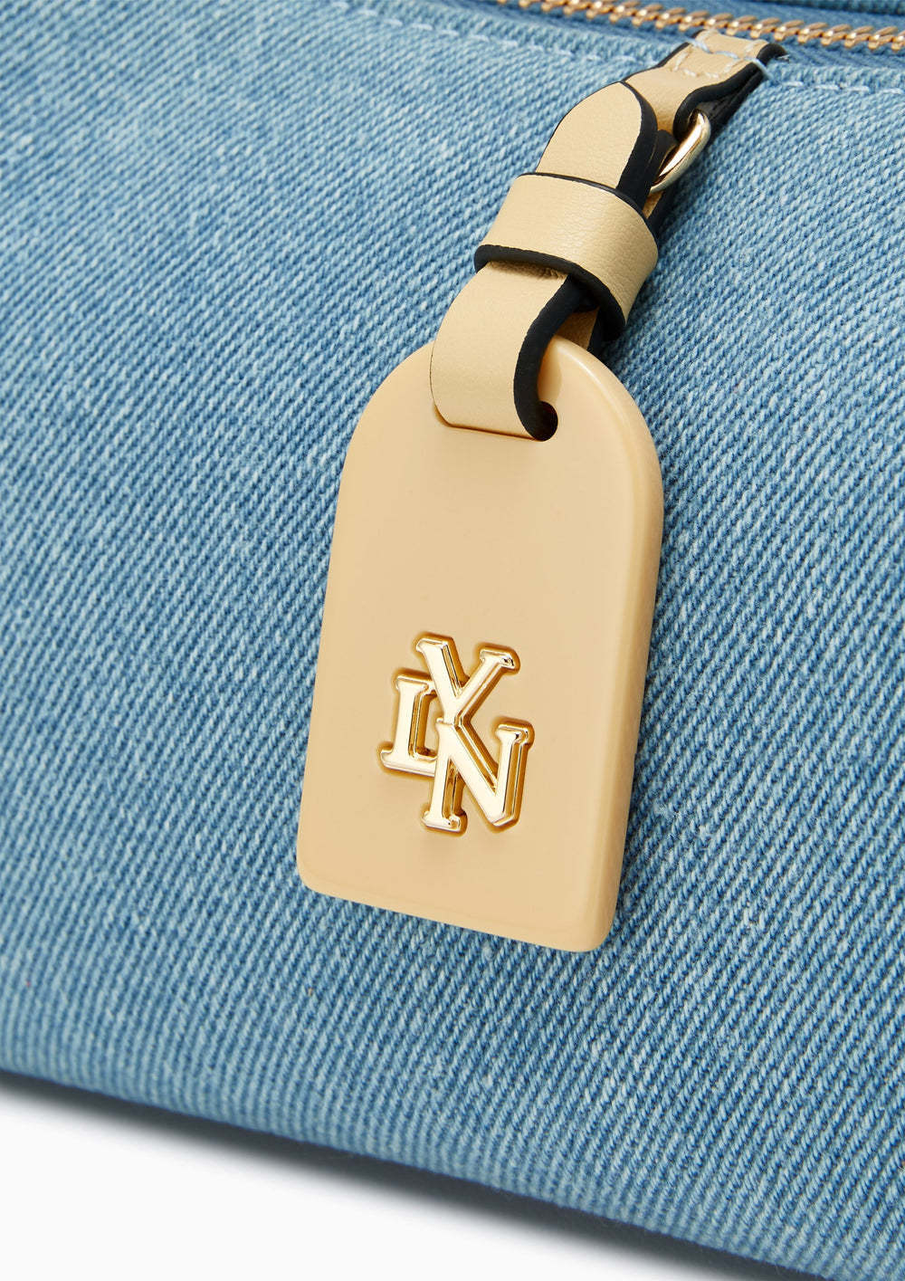 日本未発売!!《LYN》Astor S ショルダーバッグ