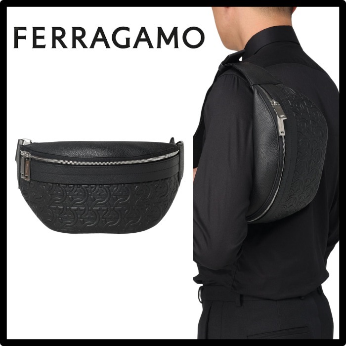 【国内発送】FERRAGAMO クロスボディバッグ ☆関税送料込み☆
